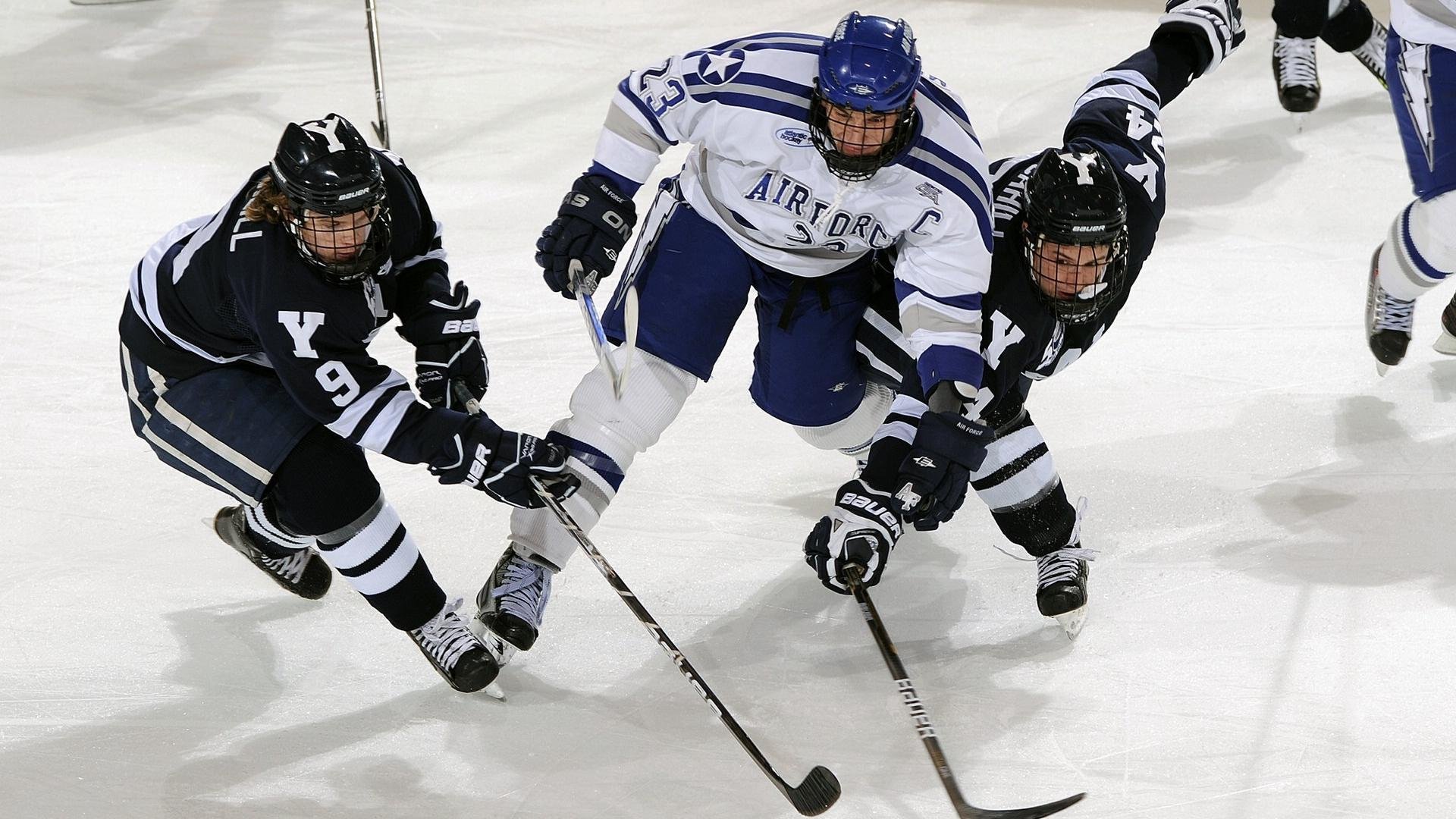 九游娱乐入口-乌鸦那波配合太流畅了，四分卫节奏完美，乌鸦5=几